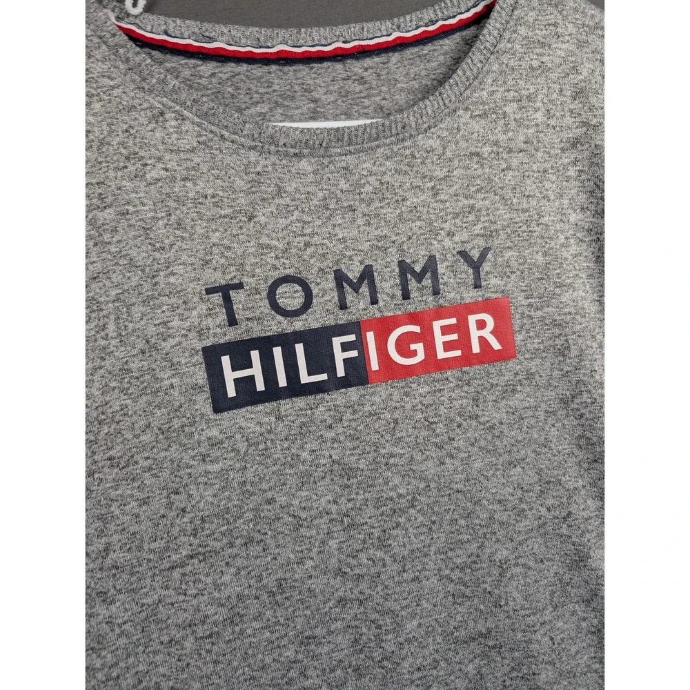 Tommy Hilfiger Womens Heather Gray Long Sleeve Crew Neck Pullover Sweatshirt‎
